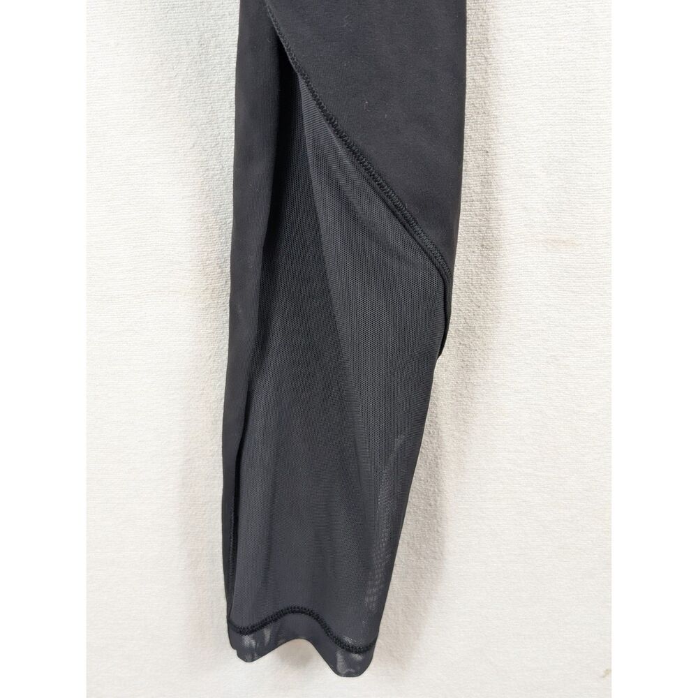 Lululemon High Waisted Mesh Calf Leggings Black Women's Size 8 - Picture 11 of 13
